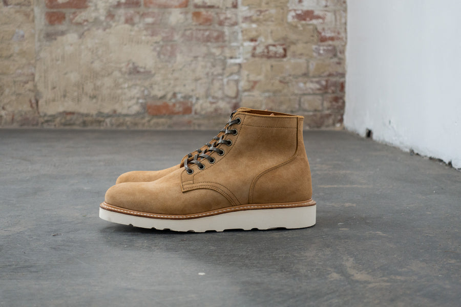 Viberg SS20 Makeups.